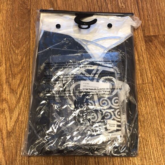 Dreamgirl Glorious Gladiator Convertible Halloween Costume Size Medium - Picture 6 of 8